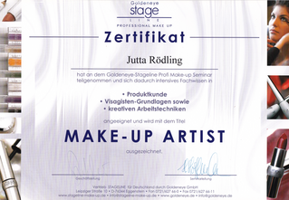 Zertifikat Make-up-Artist-Ausbildung bei Holger Hoffmann